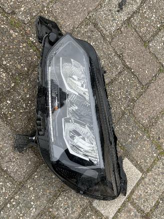 Peugeot 2008 1.2 PureTech 130 EAT8 Allure. ( schroefschade ) picture 15