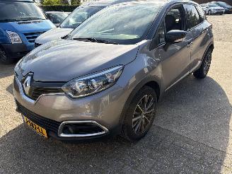 skadebil auto Renault Captur  2017/2