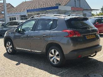 Peugeot 2008 1.2 VTi Acces. TREKHAAK | KLIMA | NAVI | CRUISE CONTROL. picture 3