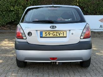 Kia Rio 1.4 X-pect. AIRCO | 5 DEURS | INRUIL VERKREGEN. picture 4