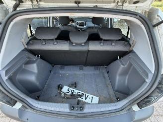 Kia Rio 1.4 X-pect. AIRCO | 5 DEURS | INRUIL VERKREGEN. picture 12