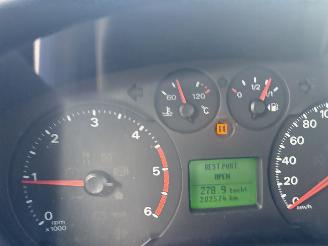 Ford  -NUGGET 2.2 diesel 1e eigenaar!! picture 14