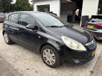 Opel Corsa 1200 picture 2