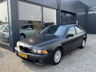 Voiture accidenté BMW 5-serie 525i M-Pakket 2001/3