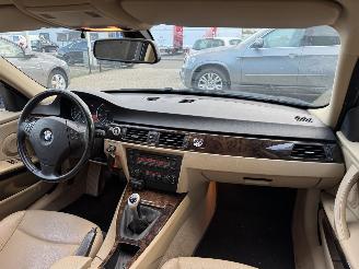 BMW 3-serie 320i High Executive picture 20