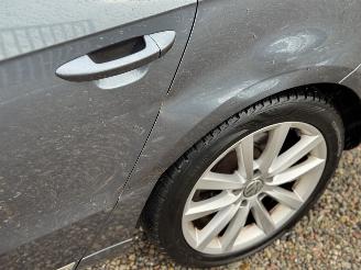 Volkswagen Passat 1.4 TSI Highline edition bluemotion picture 9