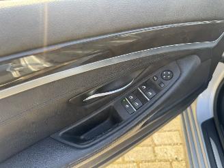 BMW 5-serie 520i High Executive picture 16
