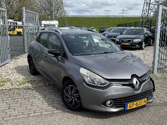 Avarii autoturisme Renault Clio 1.5 DCI ECO Night&Day 128.000 KM NAP 2015/8