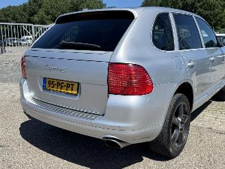 Porsche Cayenne 4.5 S picture 9