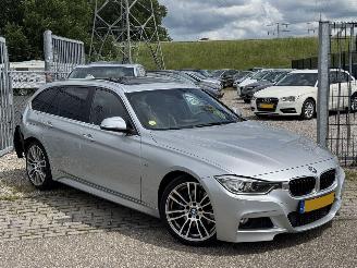 skadebil auto BMW 3-serie 320D M-Pakket EX BPM! 2015/2