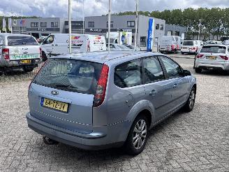 Ford Focus 1.6 16-V trend picture 8