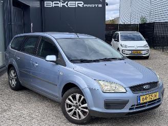 skadebil auto Ford Focus 1.6 16-V trend 2007/3