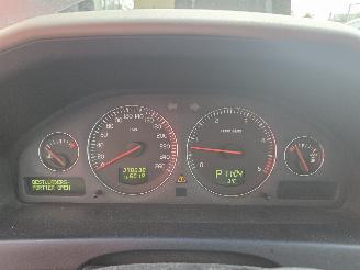 Volvo Xc-70 2.4D picture 13