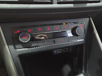 Volkswagen Polo Polo Comfortline 1.0 benzine picture 9