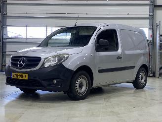 Damaged car Mercedes Citan 109 CDI BlueEFFICIENCY 2013/7