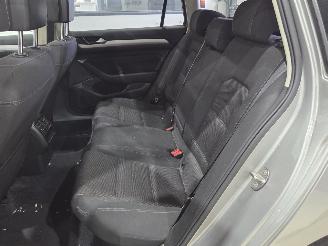 Volkswagen Passat Comfortline PANO/DSG picture 8