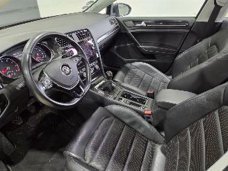 Volkswagen Golf PANO ACC picture 14