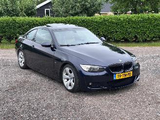 damaged passenger cars BMW 3-serie 335i High Executive 2006/11