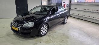 Auto incidentate Volkswagen Jetta 1.6 Trendline 2006/1