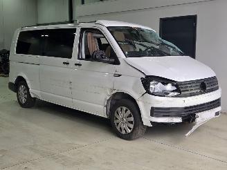 Schadeauto Volkswagen  T6 camper 2.0 TSI 2017/8