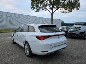 Seat Leon FR 1.4 eTSI Hybrid Sportstourer Memory Led Navi Camera Leder 27gr.! picture 3