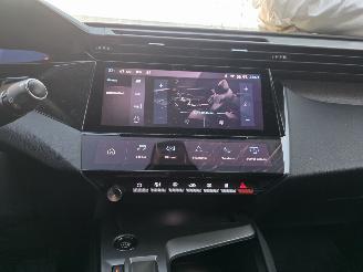Peugeot 308 Allure Automaat Virtual Keyless Camera Navi Led 96KW / 131PK picture 16