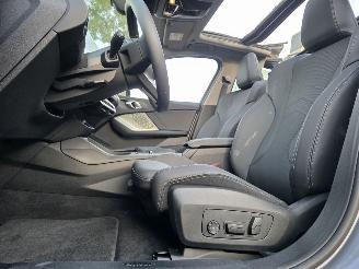 BMW 1-serie 120 M-Pack Pano Virtual Keyless Memory Led Camera Acc Lane-Assist Sfeerverl. 125KW/170PK picture 12