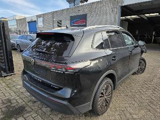 Unfallwagen Volkswagen Tiguan 1.5 TSI eHybride IQ-Light 360View Virtual Keyless Sfeerverl. Acc Lane-Assist 1/2Leder Trekhaak 2026/3
