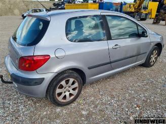 Peugeot 307 307 (3A/C/D), Hatchback, 2000 / 2009 1.6 16V picture 3