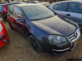 Uttjänta bilar auto Volkswagen Golf Golf V (1K1), Hatchback, 2003 / 2010 1.6 FSI 16V 2004/2