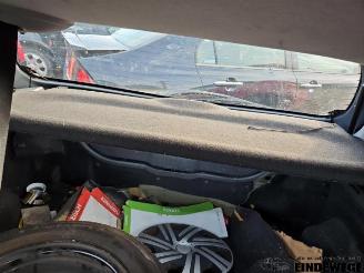 Nissan Almera Almera (N16), Hatchback, 2000 / 2006 1.5 16V picture 8