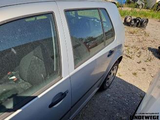 Volkswagen Golf Golf IV (1J1), Hatchback, 1997 / 2005 1.4 16V picture 12