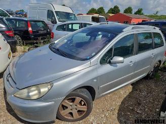 Vrakbiler auto Peugeot 307 307 SW (3H), Combi, 2002 / 2008 2.0 16V 2003/6