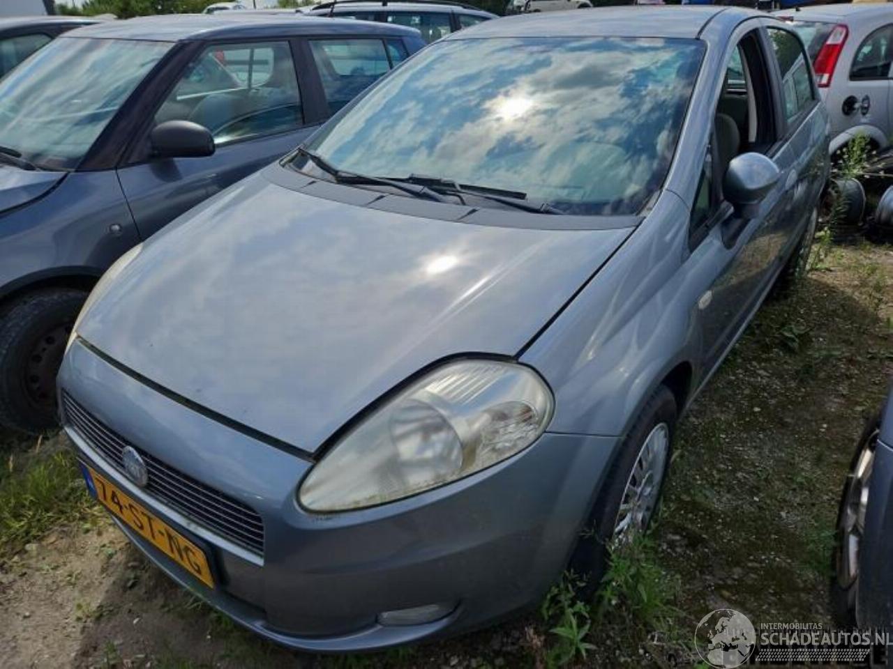 Fiat Grande Punto Grande Punto (199), Hatchback, 2005 1.4 16V