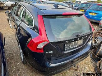Volvo V-60 V60 I (FW/GW), Combi, 2010 / 2018 2.0 D3 20V picture 2