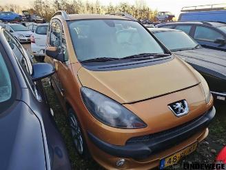 Uttjänta bilar auto Peugeot 1007 1007 (KM), Hatchback 3-drs, 2004 / 2011 1.6 GTI,Gentry 16V 2005/6