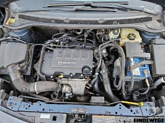 Opel Astra Astra J (PC6/PD6/PE6/PF6), Hatchback 5-drs, 2009 / 2015 1.4 Turbo 16V picture 9