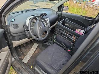 Daihatsu Sirion Sirion 2 (M3), Hatchback, 2005 1.0 12V DVVT picture 4