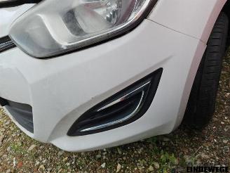 Hyundai I-20 i20, Hatchback, 2008 / 2015 1.1 CRDi VGT 12V picture 15