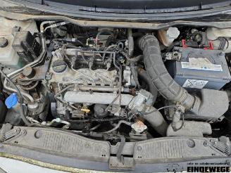 Hyundai I-20 i20, Hatchback, 2008 / 2015 1.1 CRDi VGT 12V picture 4