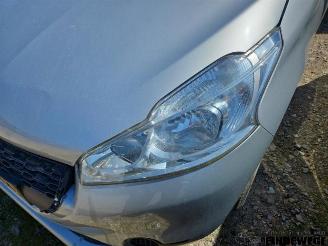 Peugeot 208 208 I (CA/CC/CK/CL), Hatchback, 2012 / 2019 1.2 Vti 12V PureTech 82 picture 14