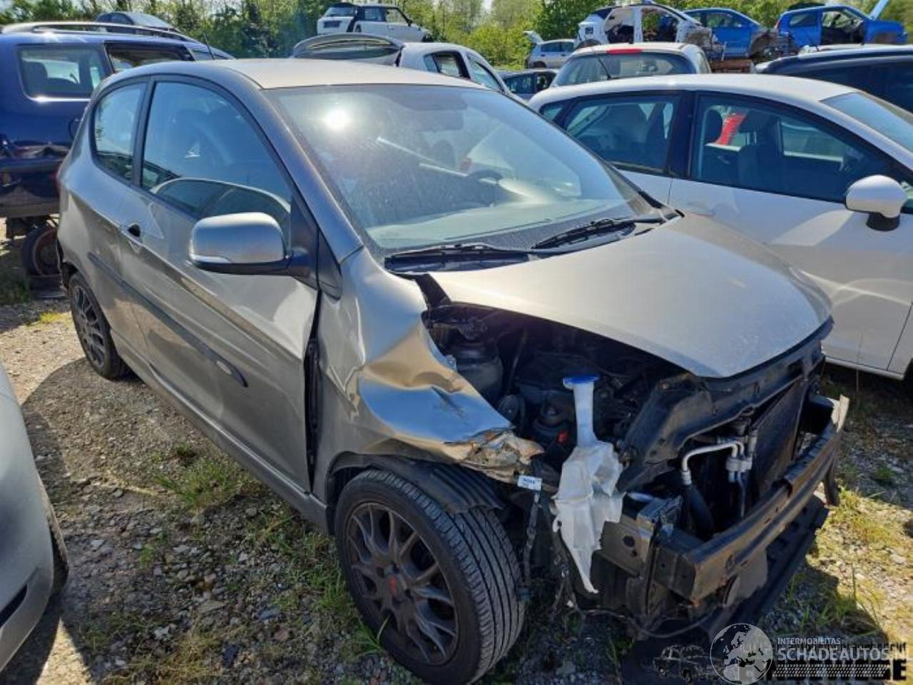 Kia Picanto Picanto (TA), Hatchback, 2011 / 2017 1.2 16V