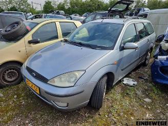 Vrakbiler auto Ford Focus Focus 1 Wagon, Combi, 1998 / 2004 1.6 16V 2002/5