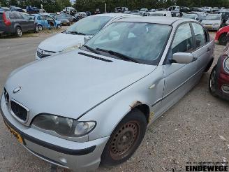 Vrakbiler auto BMW 3-serie 3 serie (E46/4), Sedan, 1997 / 2005 316i 16V 2004/7