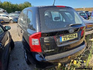 Kia Carens Carens III (FG), MPV, 2006 / 2013 2.0i CVVT 16V picture 2