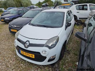 rozbiórka samochody osobowe Renault Twingo Twingo II (CN), Hatchback 3-drs, 2007 / 2014 1.2 16V 2012/3