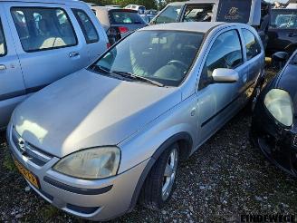 Vrakbiler auto Opel Corsa Corsa C (F08/68), Hatchback, 2000 / 2009 1.2 16V 2004/4