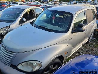 Vrakbiler auto Chrysler Pt-cruiser PT Cruiser, Hatchback, 2000 / 2010 2.2 CRD 16V 2003/1