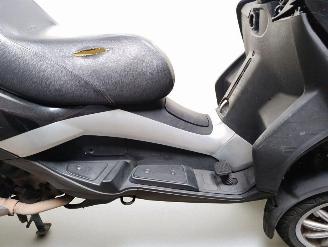 Piaggio  500MP3 picture 8