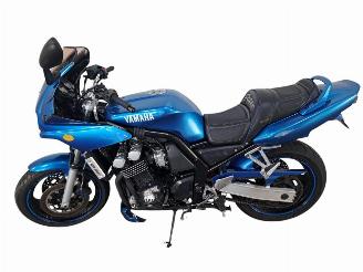 Yamaha FZ 6 Fazer  picture 2